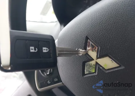 2018 Mitsubishi Mirage Es z USA, uszkodzony, nr VIN ML32A3HJ6JH004208